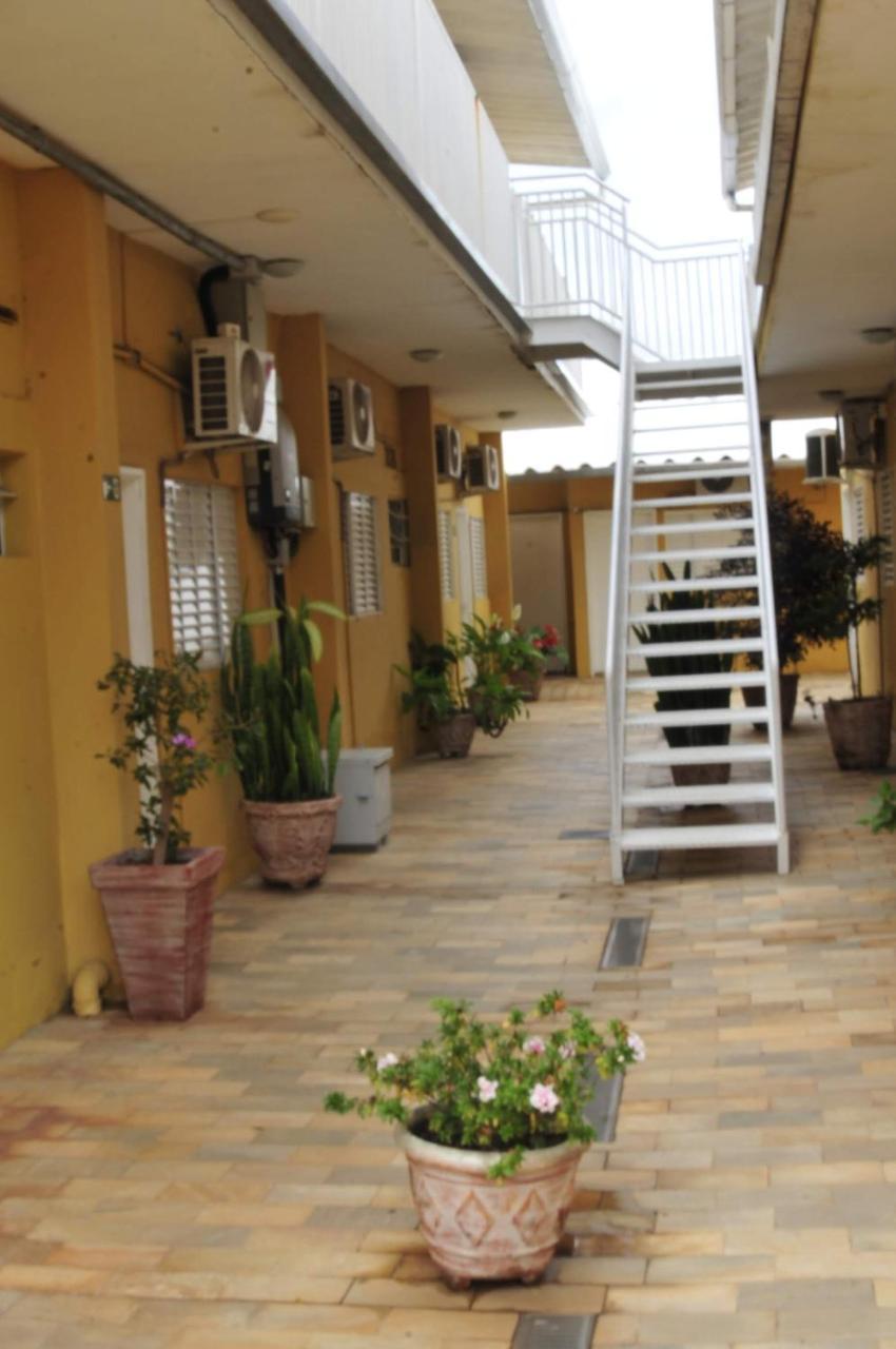 Unibarao Hotel -Proximo As Universidades Unicamp-Puc-Hospitais -Bancos-Restaurantes-Praca Capital -Shopping Dom Pedro - Expo Dom Pedro-Ceasa Campinas  Dış mekan fotoğraf